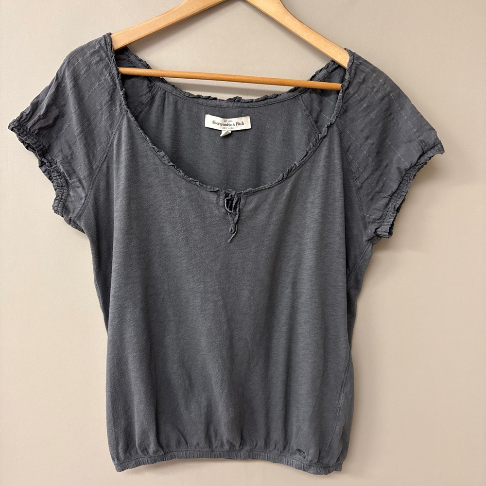 Abercrombie & Fitch Womens Scoop Neck Top Cotton Size Medium Gray Elastic Hem